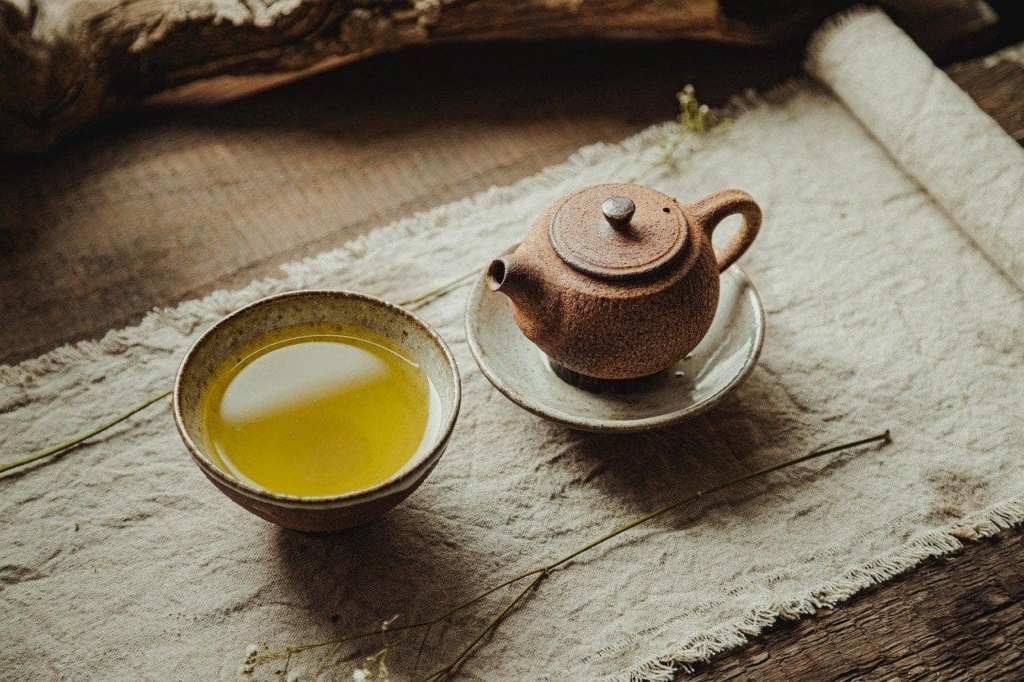 Grüner Tee und Tee Kanne